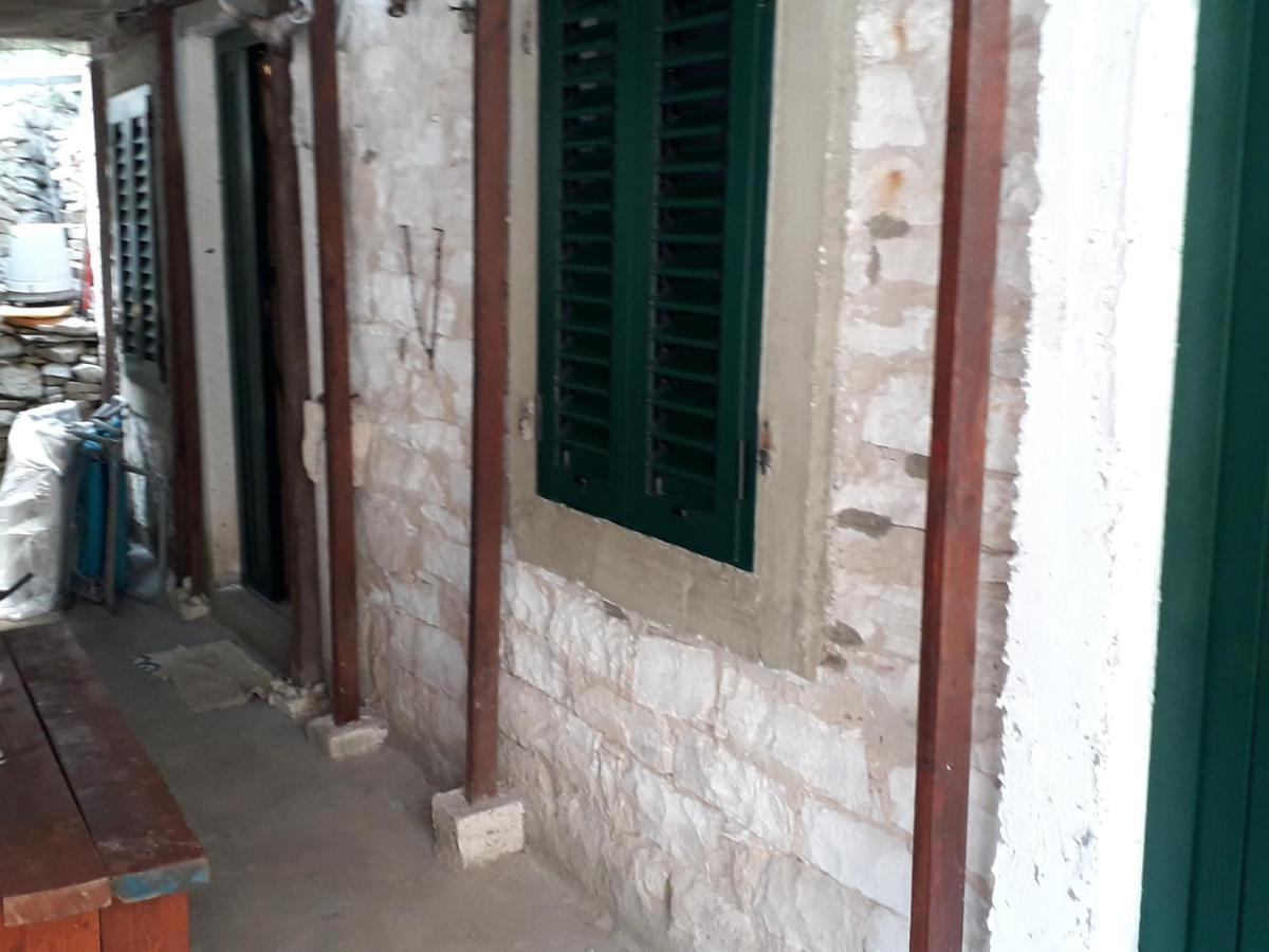Holiday Home Stiniva Vis Bagian luar foto