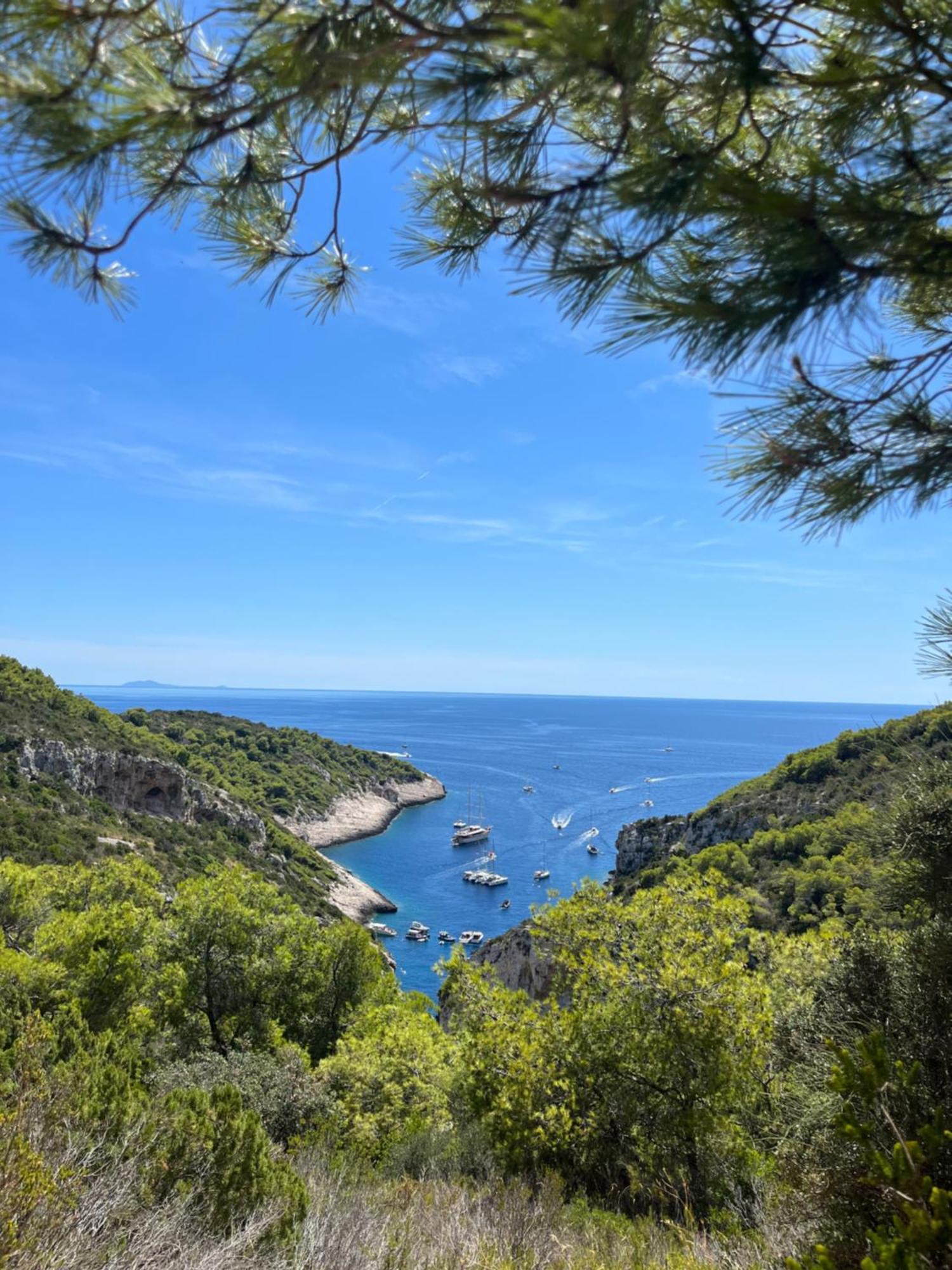 Holiday Home Stiniva Vis Bagian luar foto