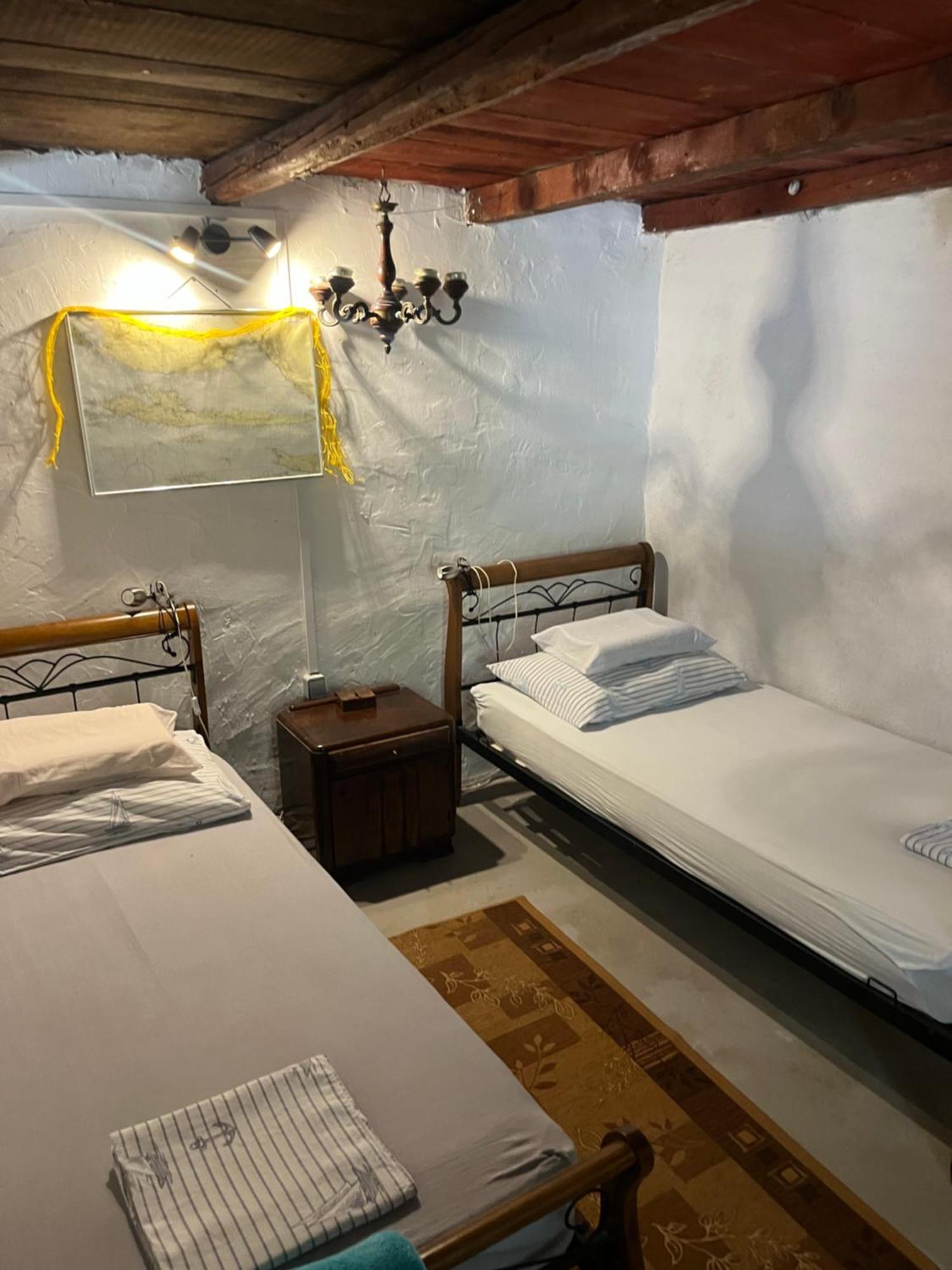Holiday Home Stiniva Vis Bagian luar foto